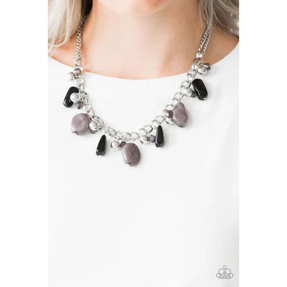 Grand Canyon Grotto Black Necklace (505) - Picture 1 of 3